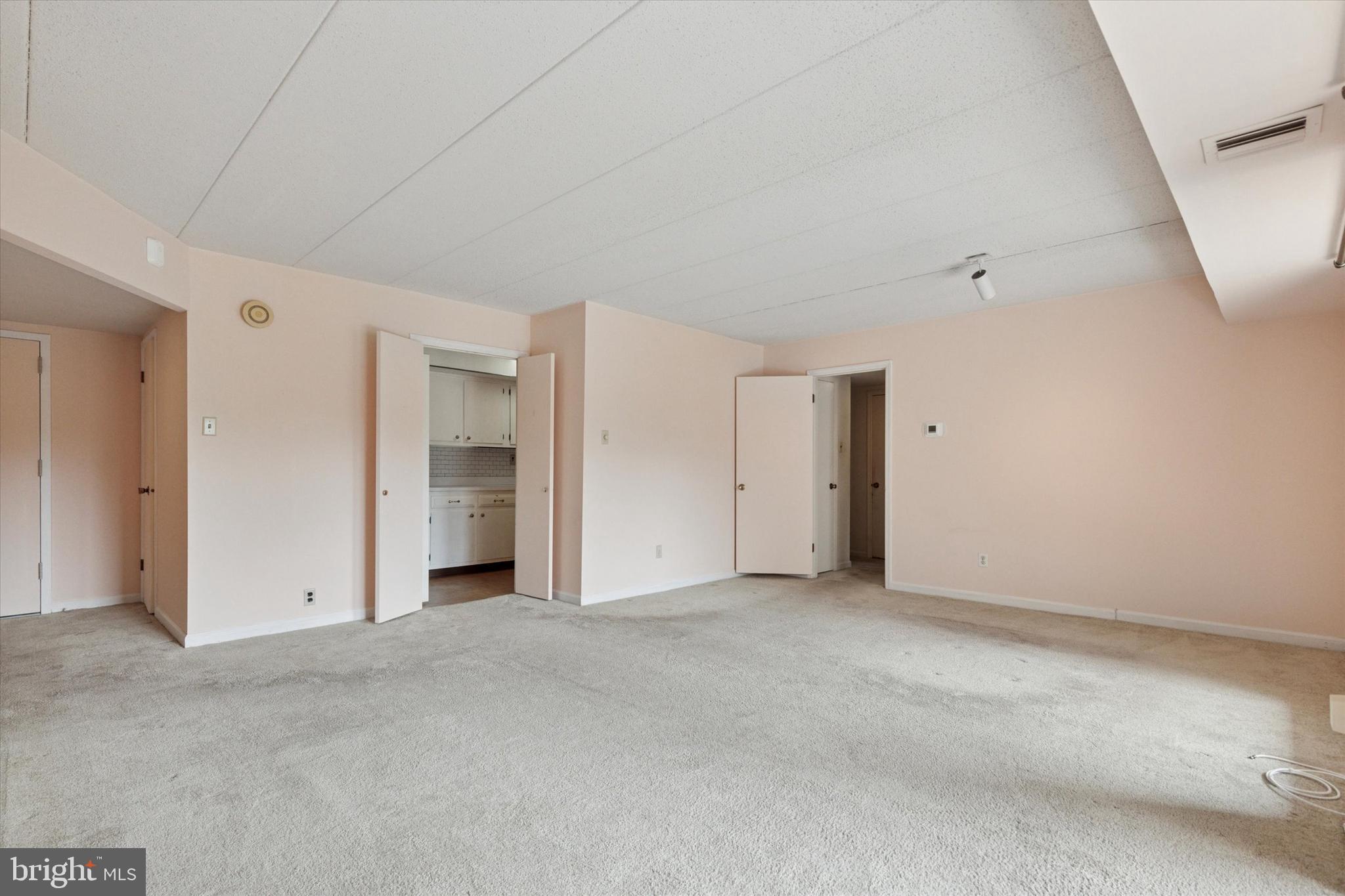 1219 West Wynnewood Road, Unit 400 Wynnewood, PA 19096 - Photo 8 of 15 a view of empty room