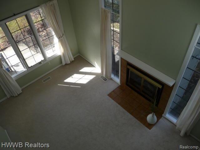 549 South Crooks Road, Unit 19 Clawson, MI 48017 - Photo 8 of 19 greatroom from second level