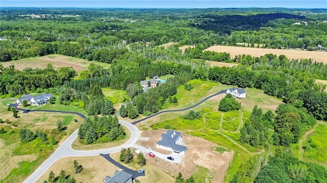 $164,900 | 22 Holly Hill, Mendon, NY 14472