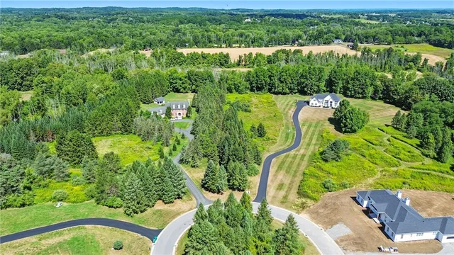 $164,900 | 22 Holly Hill, Mendon, NY 14472