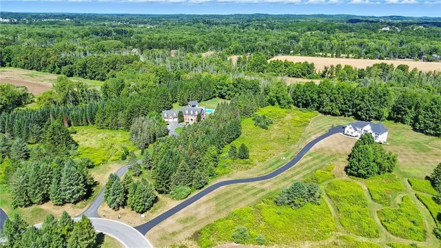 $164,900 | 22 Holly Hill, Mendon, NY 14472