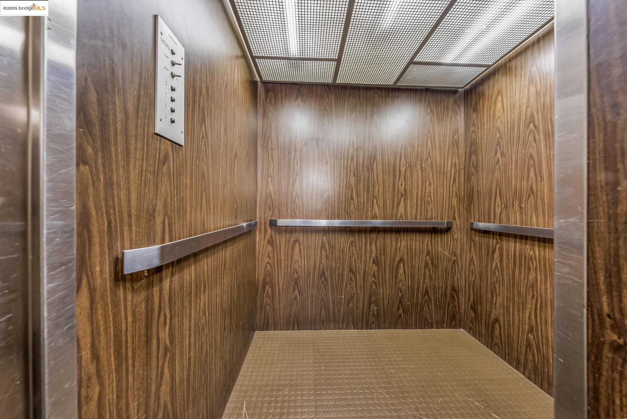 567 Oakland Avenue, Unit 101 Oakland, CA 94611 - Photo 18 of 50