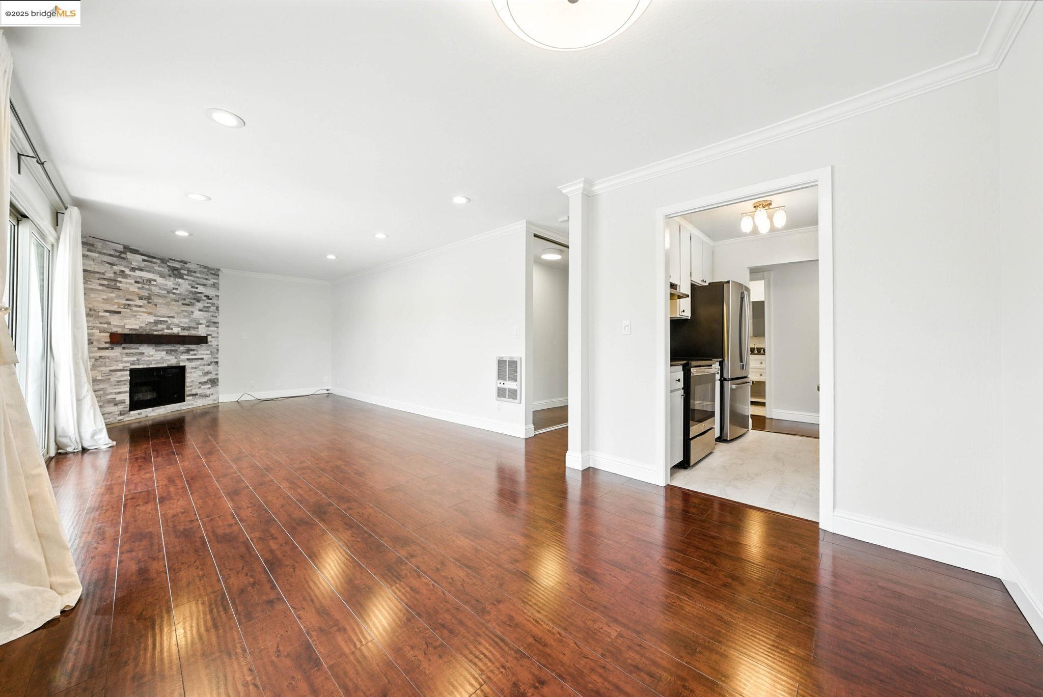 567 Oakland Avenue, Unit 101 Oakland, CA 94611 - Photo 21 of 50