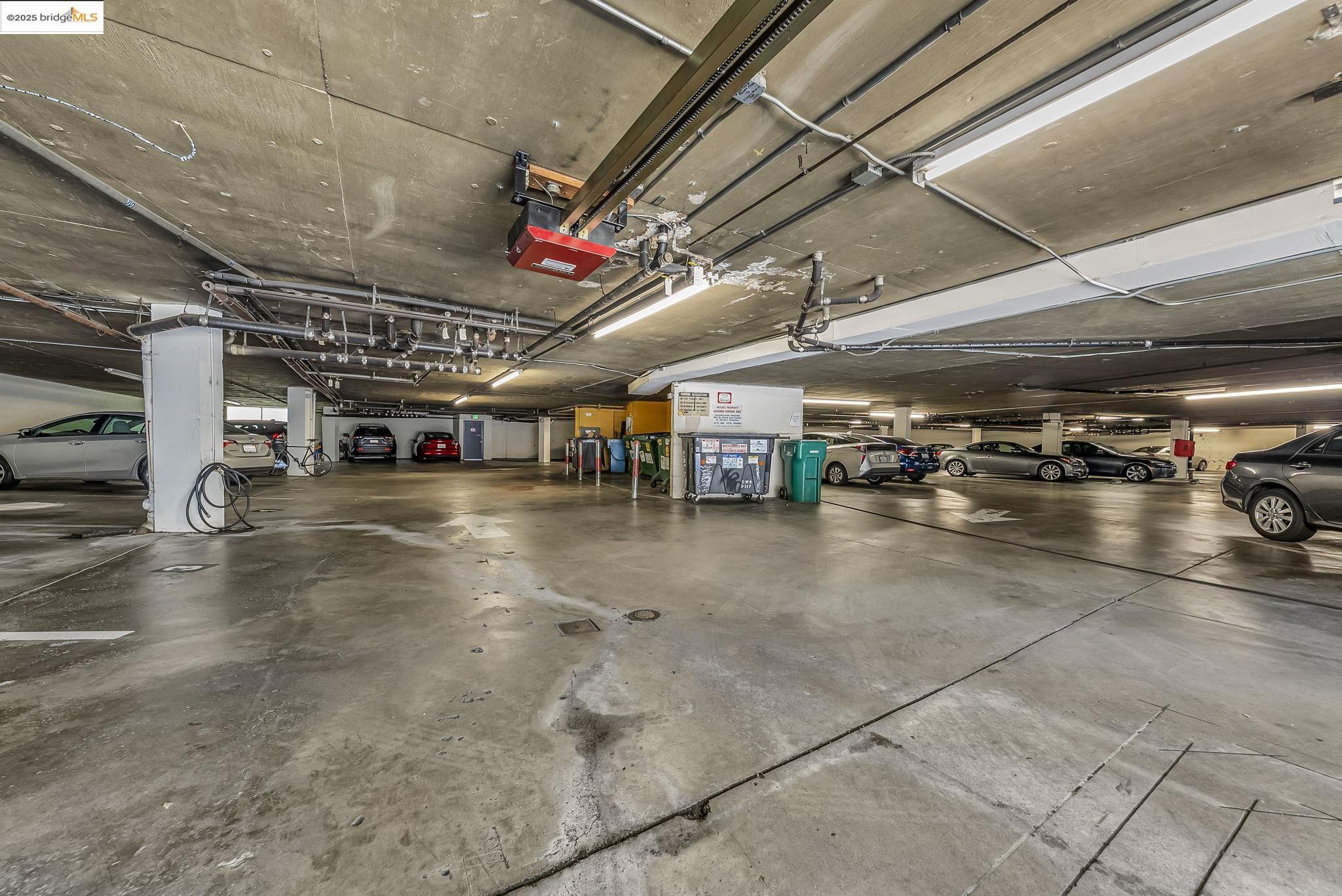 567 Oakland Avenue, Unit 101 Oakland, CA 94611 - Photo 38 of 50