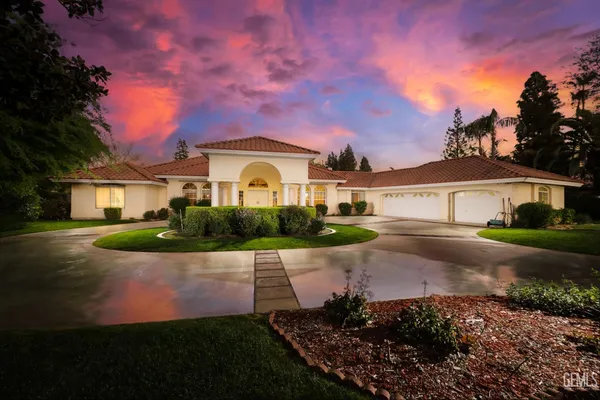 $1,195,000 | Undisclosed Address, Bakersfield, CA 93309