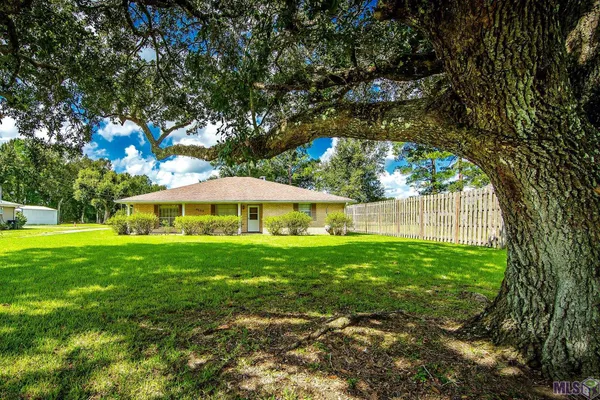 $375,000 | 5100 West Main Street, Houma, LA 70360