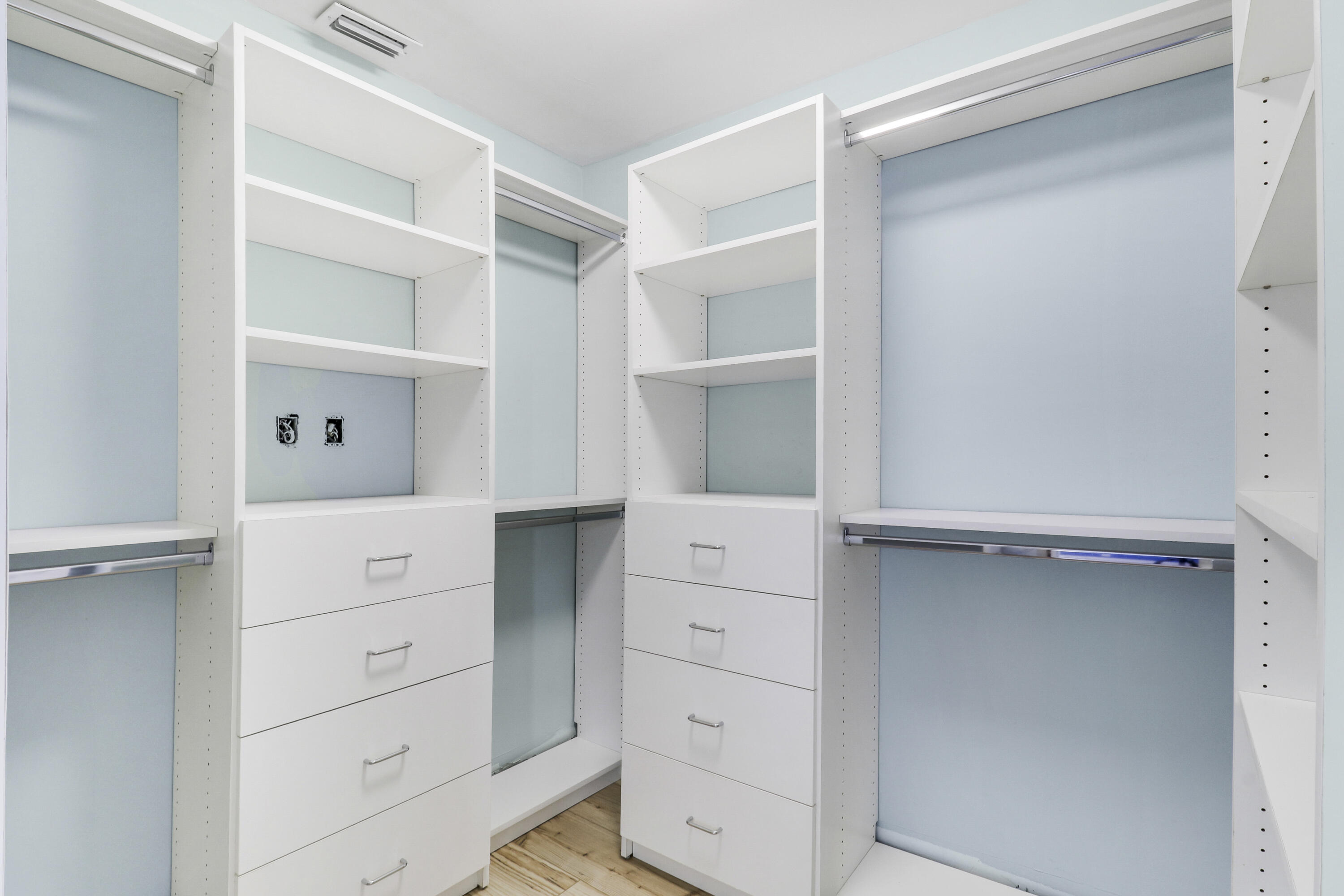 9195 Southeast Cove Point Street Jupiter, FL 33469 - Photo 52 of 80 Walk-in Closet