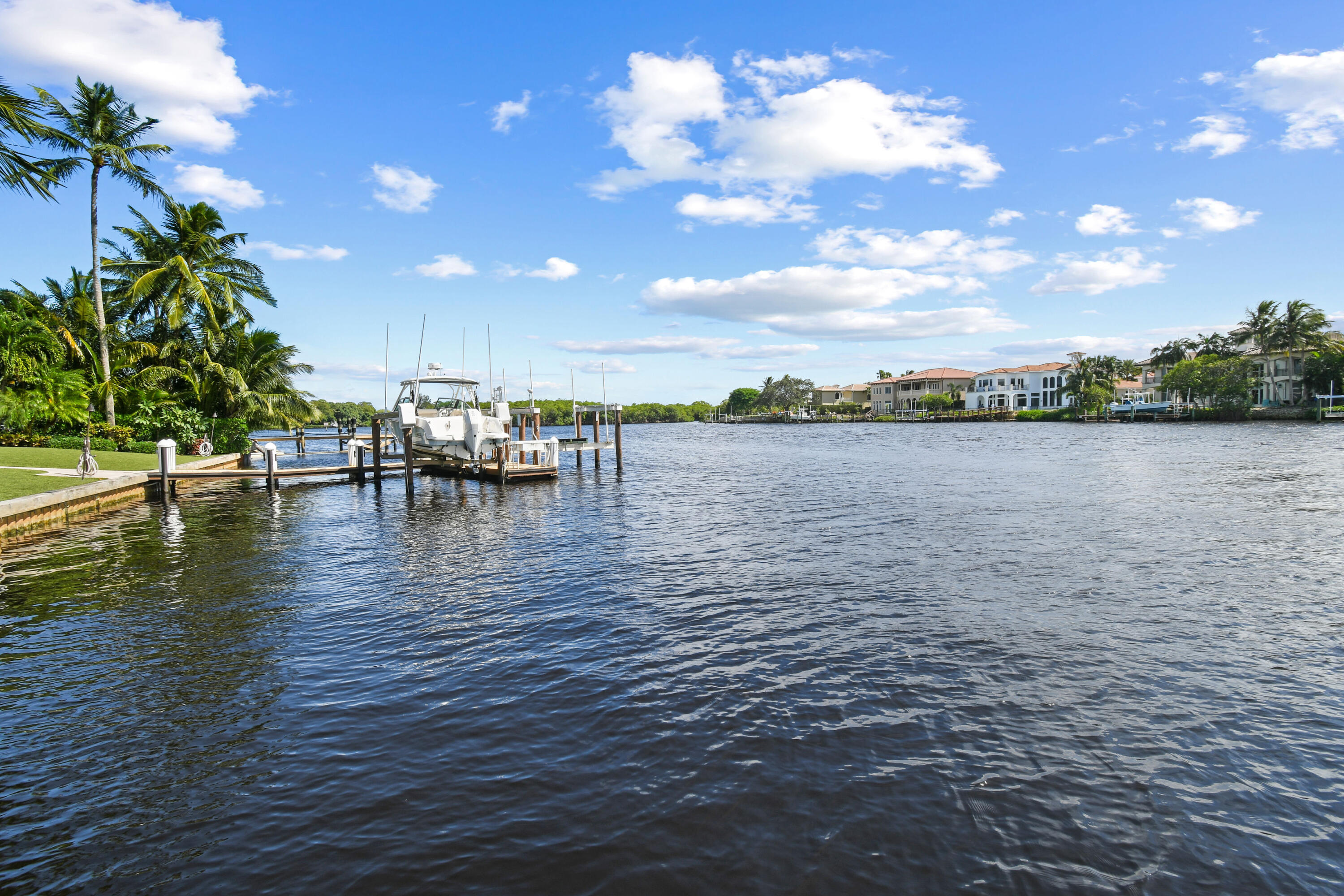 9195 Southeast Cove Point Street Jupiter, FL 33469 - Photo 71 of 80 Docking area