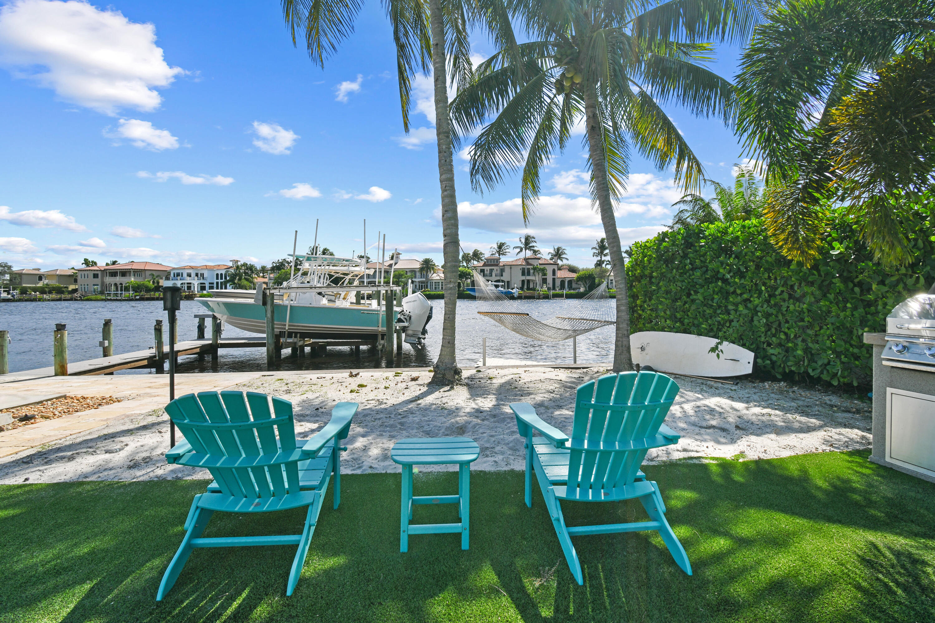 9195 Southeast Cove Point Street Jupiter, FL 33469 - Photo 8 of 80