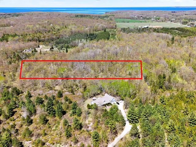 $157,411 | 42 State Highway, Ellison Bay, WI 54210