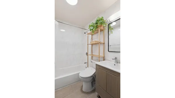 $2,950 | 3929 New Utrecht Avenue, Unit 4B | Borough Park