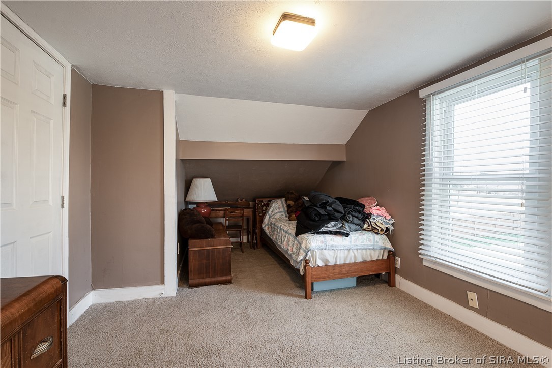 7124 High Street Floyds Knobs, IN 47119 - Photo 20 of 34