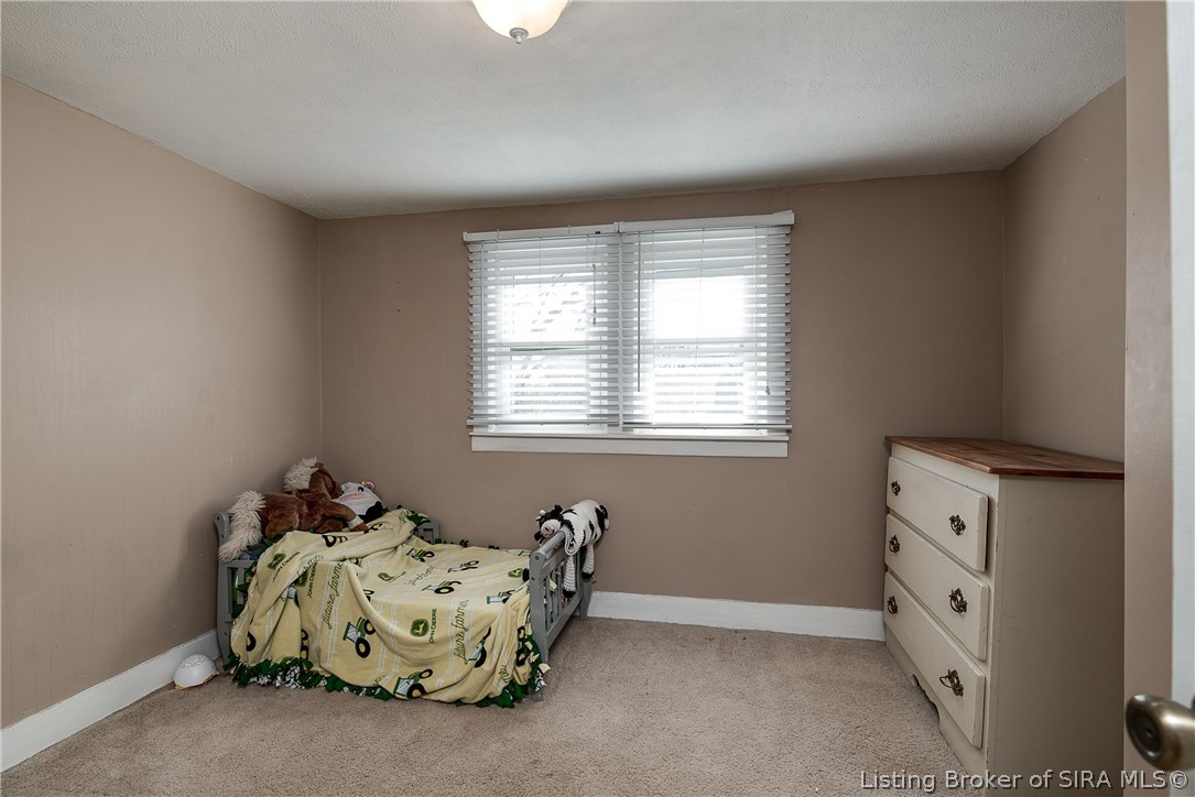 7124 High Street Floyds Knobs, IN 47119 - Photo 23 of 34