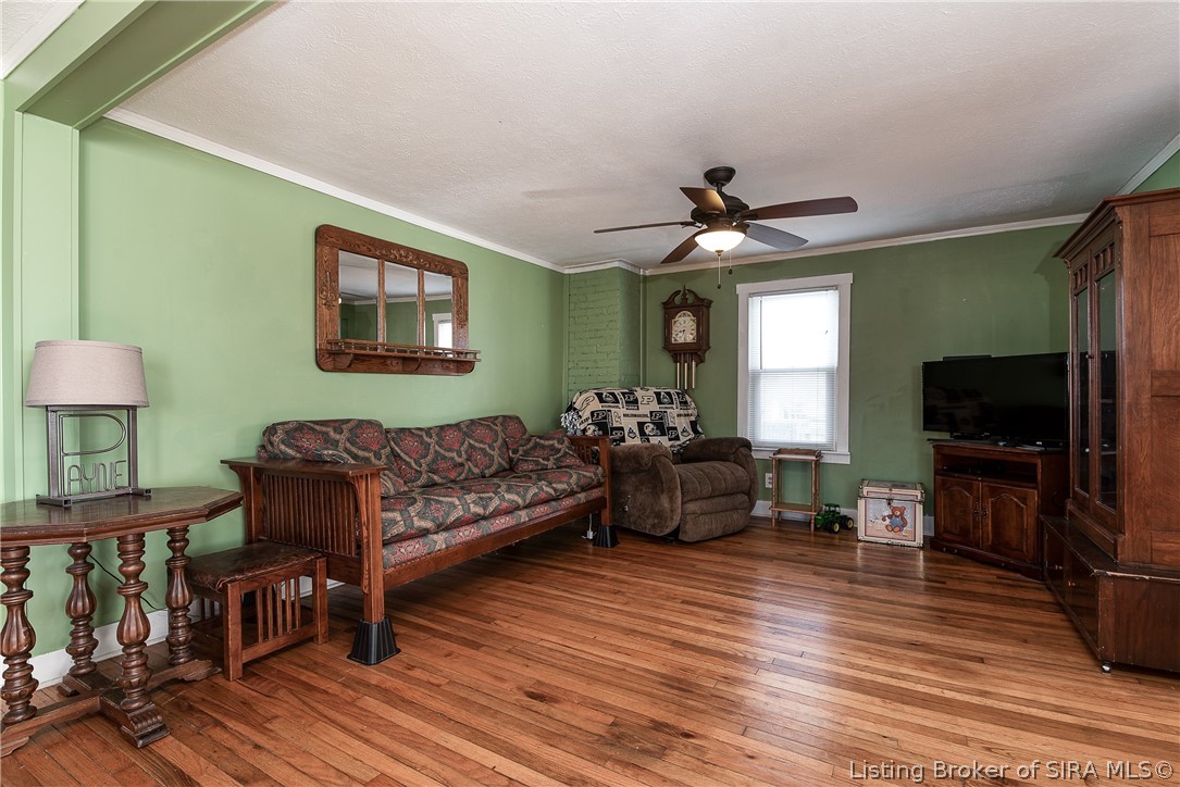 7124 High Street Floyds Knobs, IN 47119 - Photo 6 of 34