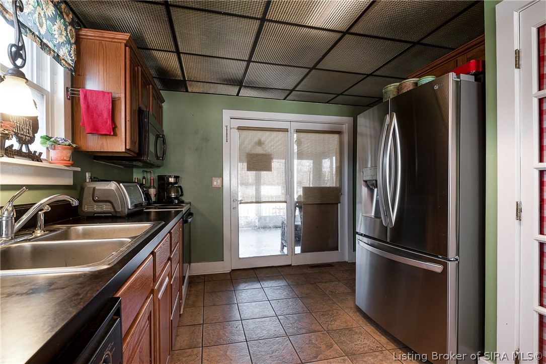 7124 High Street Floyds Knobs, IN 47119 - Photo 10 of 34