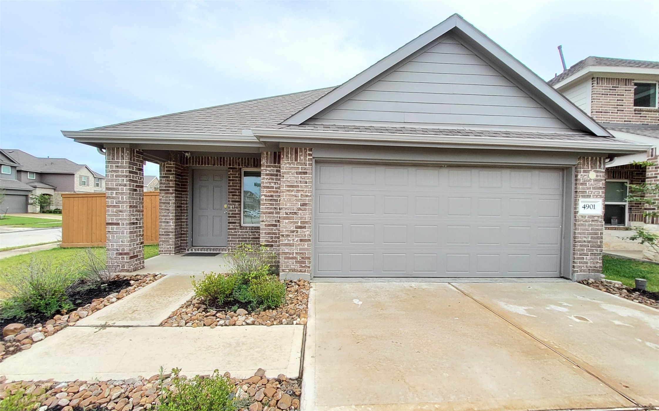 4901 Blue Beetle Rdg Drive Katy, TX 77493 - Photo 7 of 47