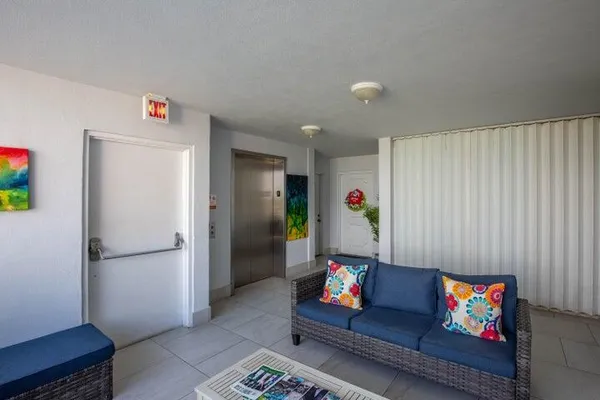 $4,800 | 4200 South Ocean Boulevard, Unit 503, South Palm Beach, FL 33480