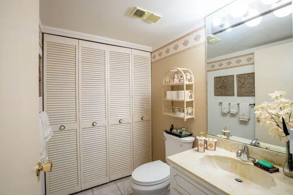 $4,800 | 4200 South Ocean Boulevard, Unit 503, South Palm Beach, FL 33480