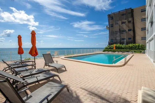 $4,800 | 4200 South Ocean Boulevard, Unit 503, South Palm Beach, FL 33480