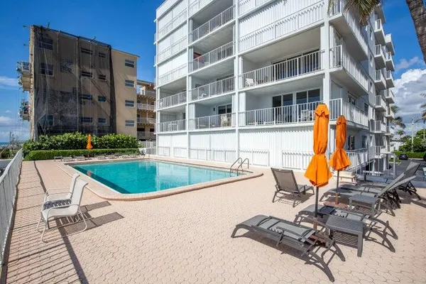 $4,800 | 4200 South Ocean Boulevard, Unit 503, South Palm Beach, FL 33480