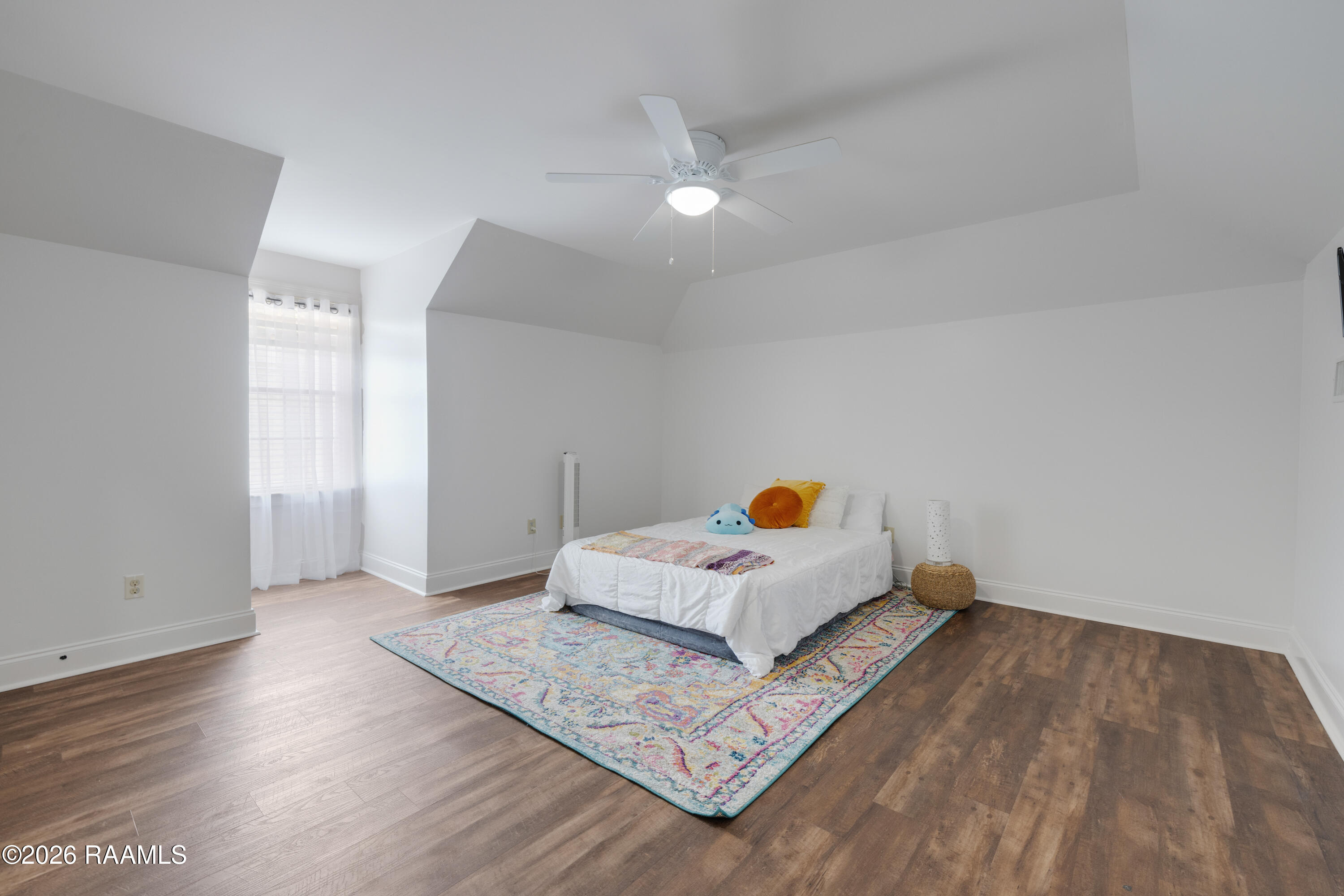 117 Range Drive Lafayette, LA 70508 - Photo 19 of 24 Upstairs Bedroom