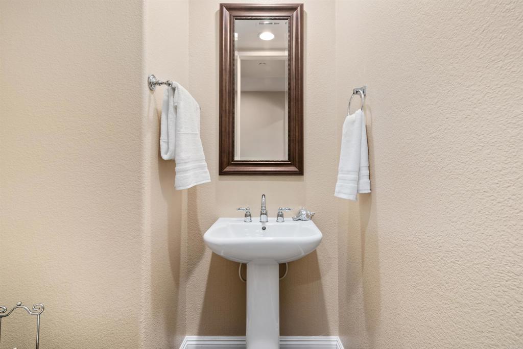 3709 Lake Park Road Fallbrook, CA 92028 - Photo 15 of 34