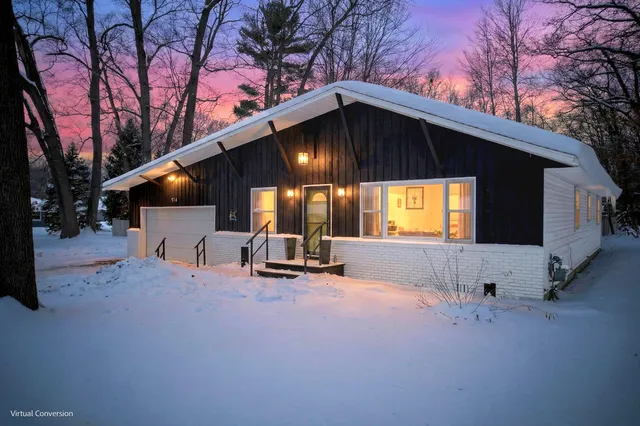 $280,000 | 914 Victor Avenue, Muskegon, MI 49445