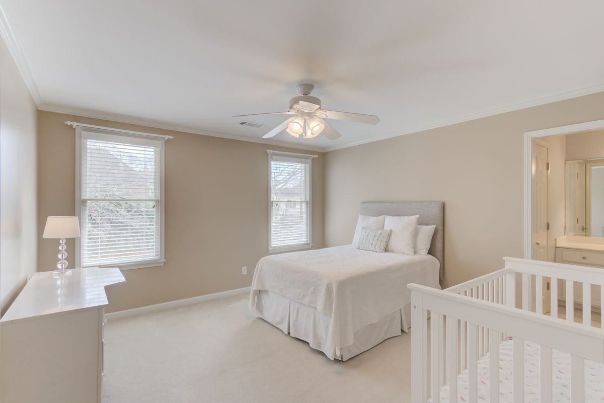 9465 Johnson Rd Extension Germantown, TN 38139 - Photo 20 of 25 Bedroom 5 is also upstairs with nice closet space and a jack-n-jill bath.