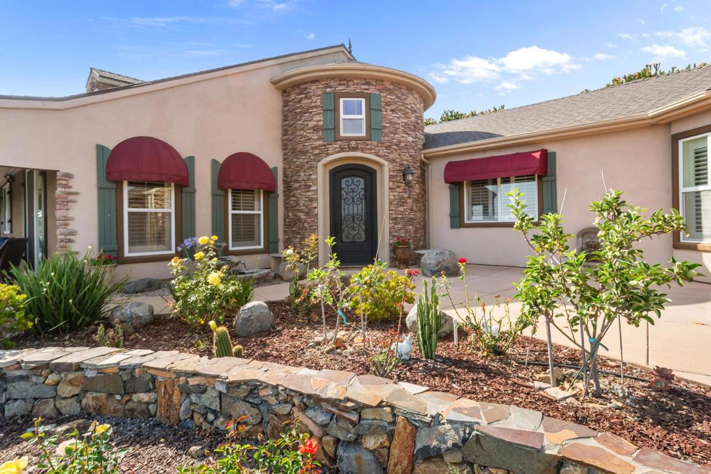 30419 Canyon Estates Road Vista, CA 92084 - Photo 7 of 72