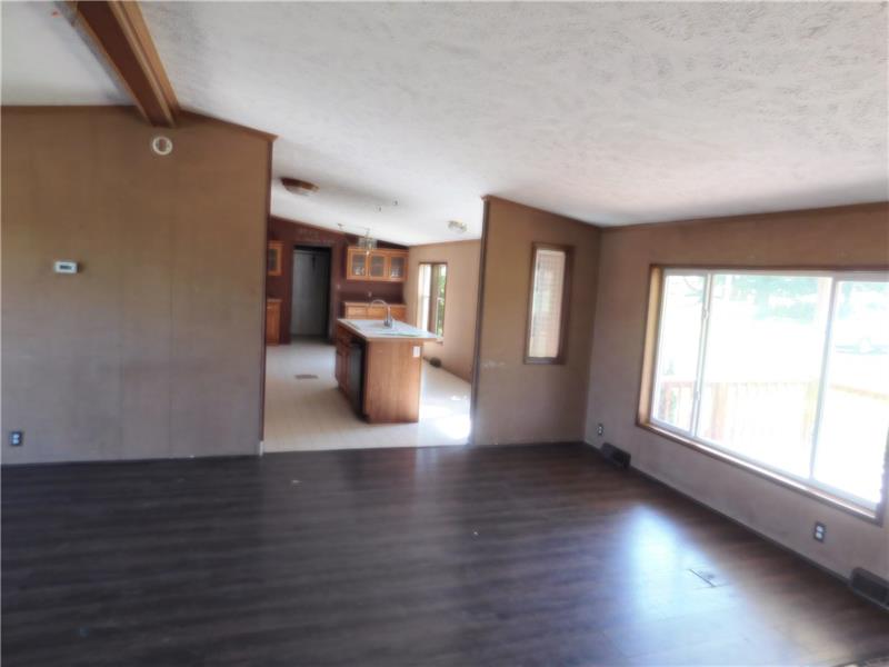 105 Thompson Road Hadley, PA 16130 - Photo 5 of 21