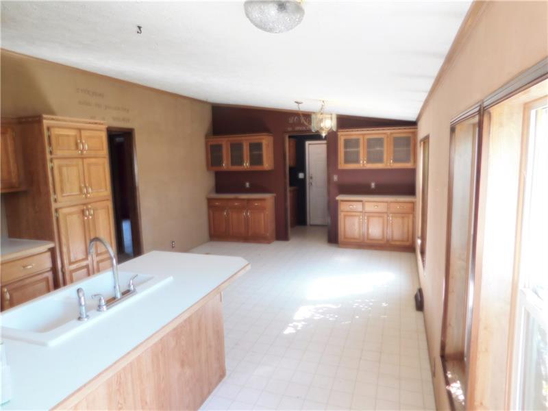 105 Thompson Road Hadley, PA 16130 - Photo 6 of 21