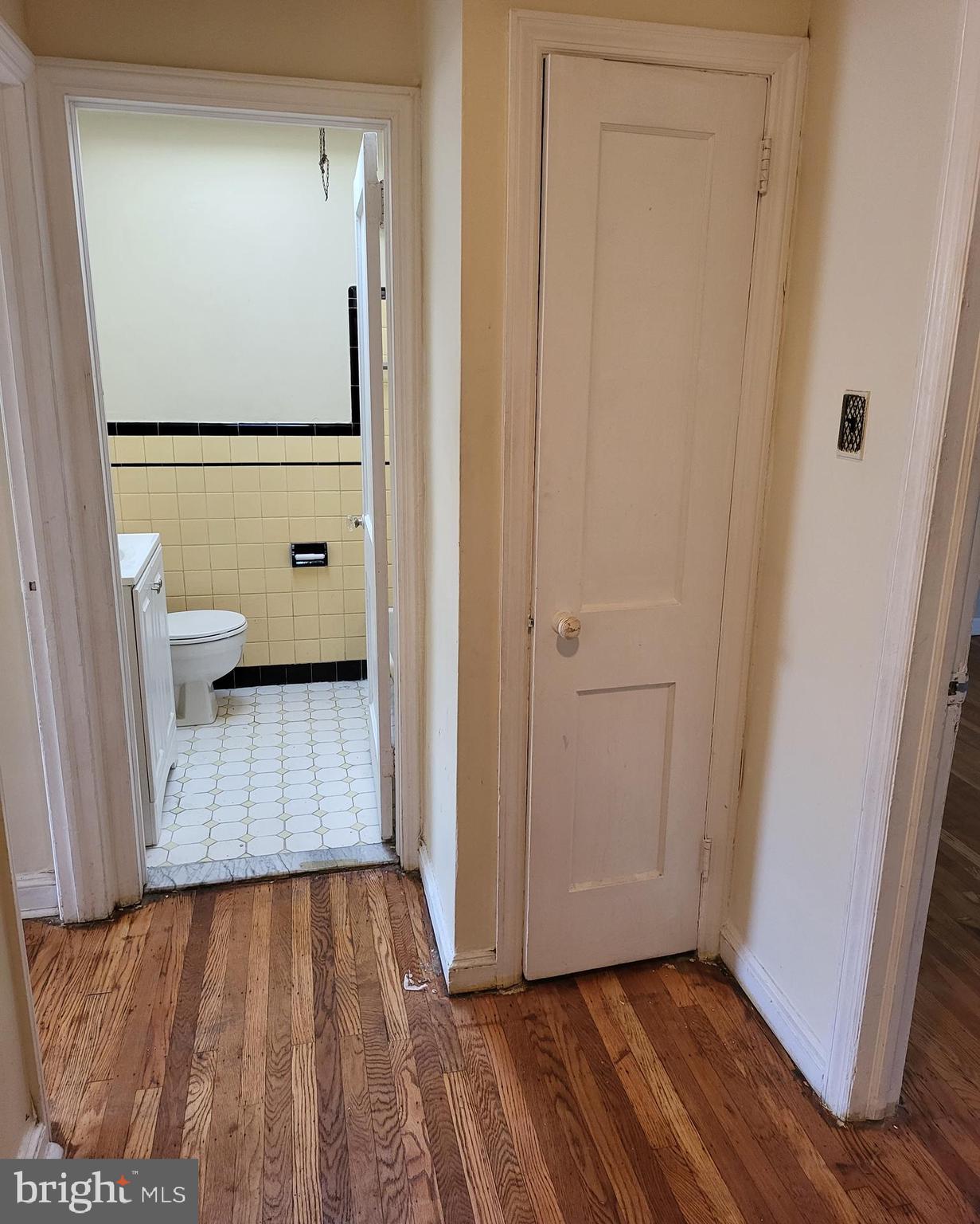 120 Spring Valley Road Darby, PA 19023 - Photo 15 of 19