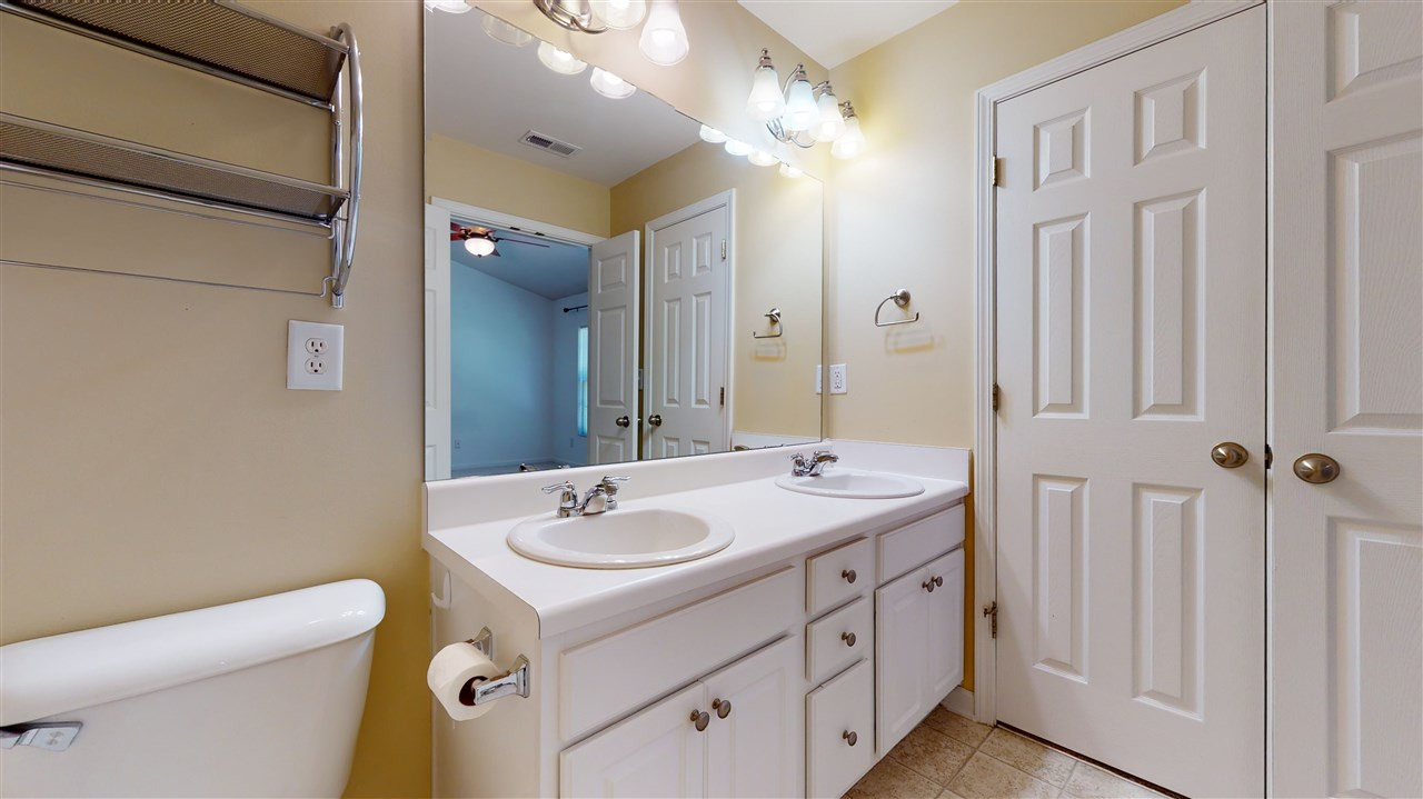 8224 Clasara Circle Raleigh, NC 27613 - Photo 14 of 30 Photo 14