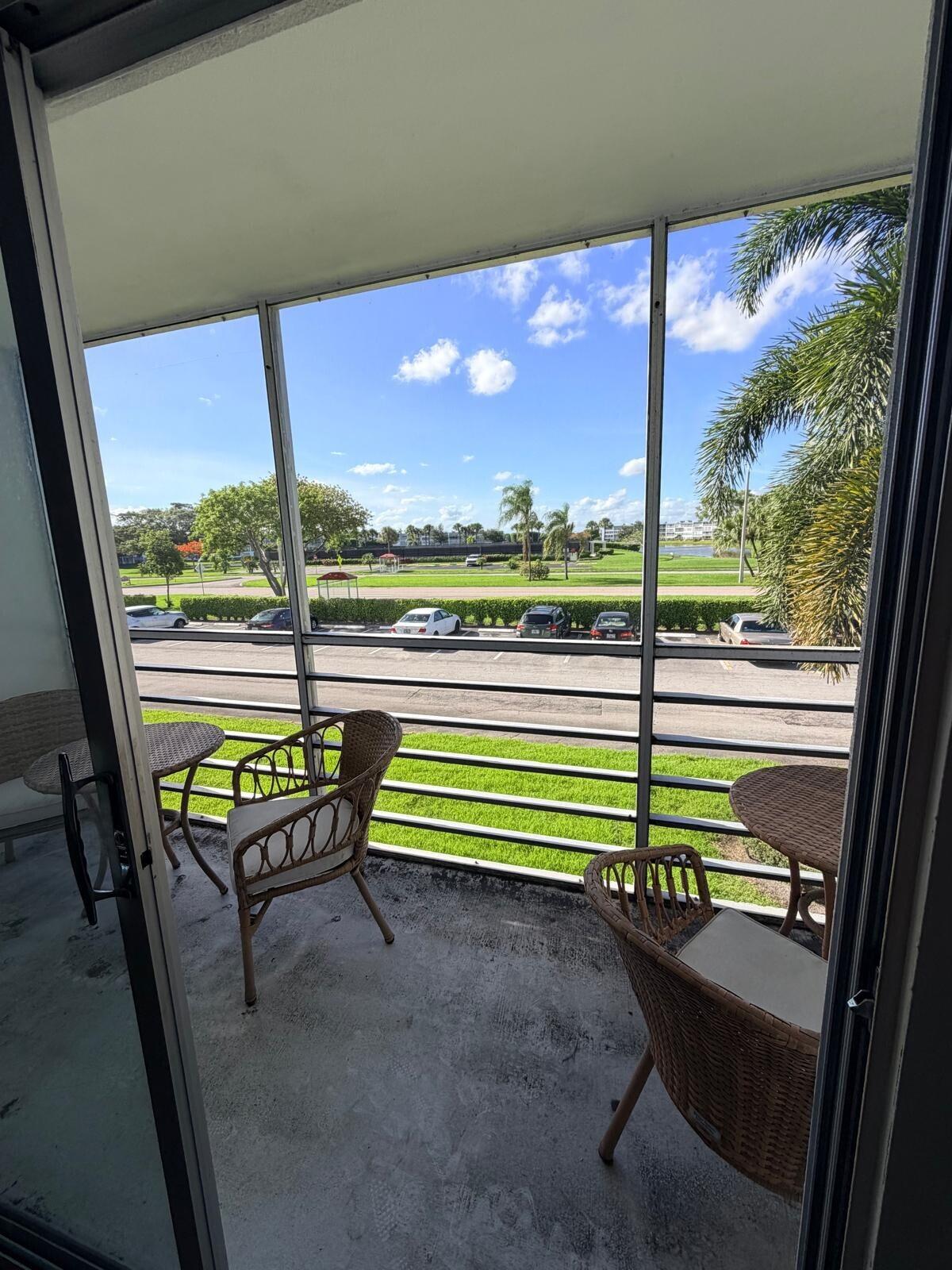 316 Dorset H, Unit 316 Boca Raton, FL 33434 - Photo 3 of 7 BALCON 316 DORSET DR- 1