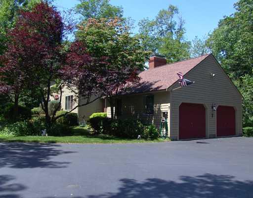 7 Robinhood Road Cape Elizabeth, ME 04107 - Photo 15 of 22 Exterior Front.