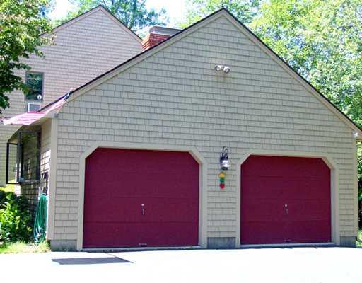 7 Robinhood Road Cape Elizabeth, ME 04107 - Photo 16 of 22 Other. Garage