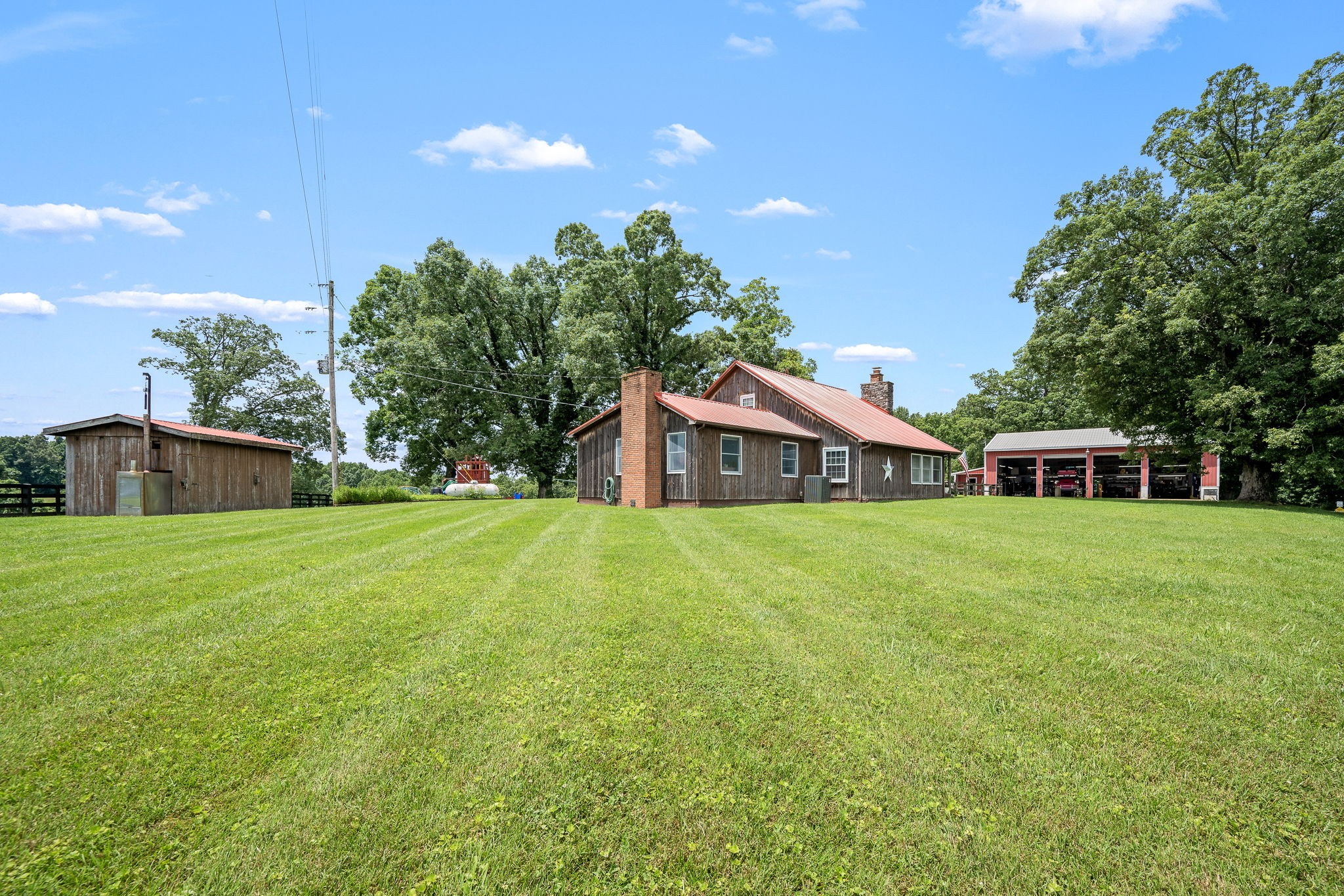540 Powell Hollow Road Tullahoma, TN 37388 - Photo 47 of 83 a front view of a house with a garden