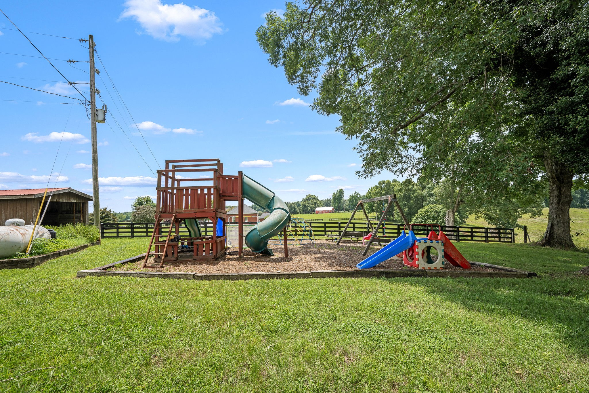 540 Powell Hollow Road Tullahoma, TN 37388 - Photo 52 of 83 a view of a entertaining space