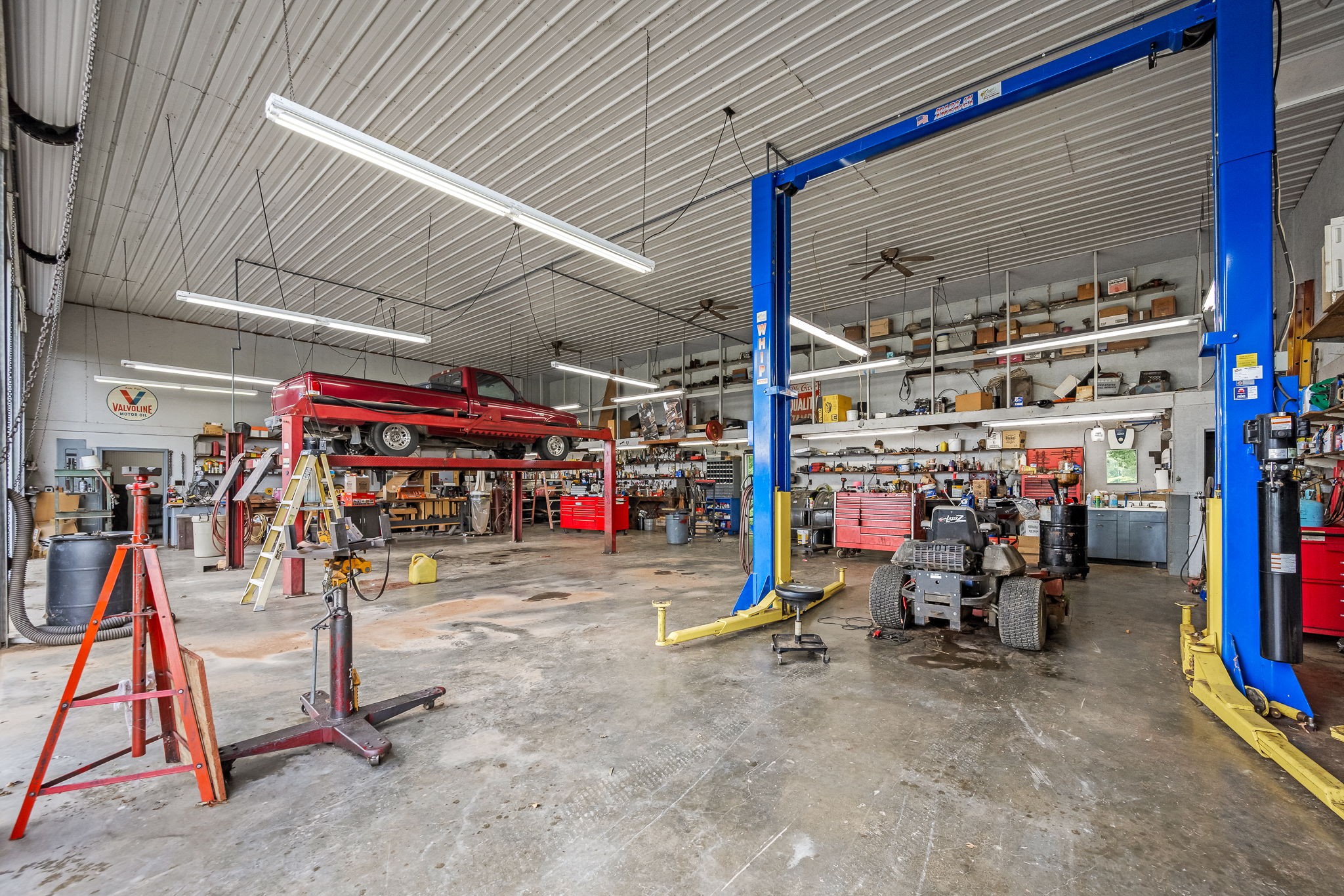540 Powell Hollow Road Tullahoma, TN 37388 - Photo 60 of 83 a view of a storage in a room