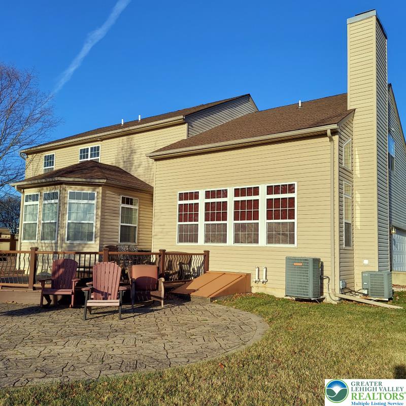 4704 Reston Drive Easton, PA 18040 - Photo 4 of 32 a view of a car park in front of house