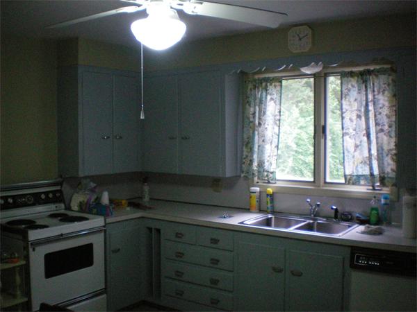 73 Interlocken Road East Providence, RI 02914 - Photo 5 of 20 Gallery Image 5