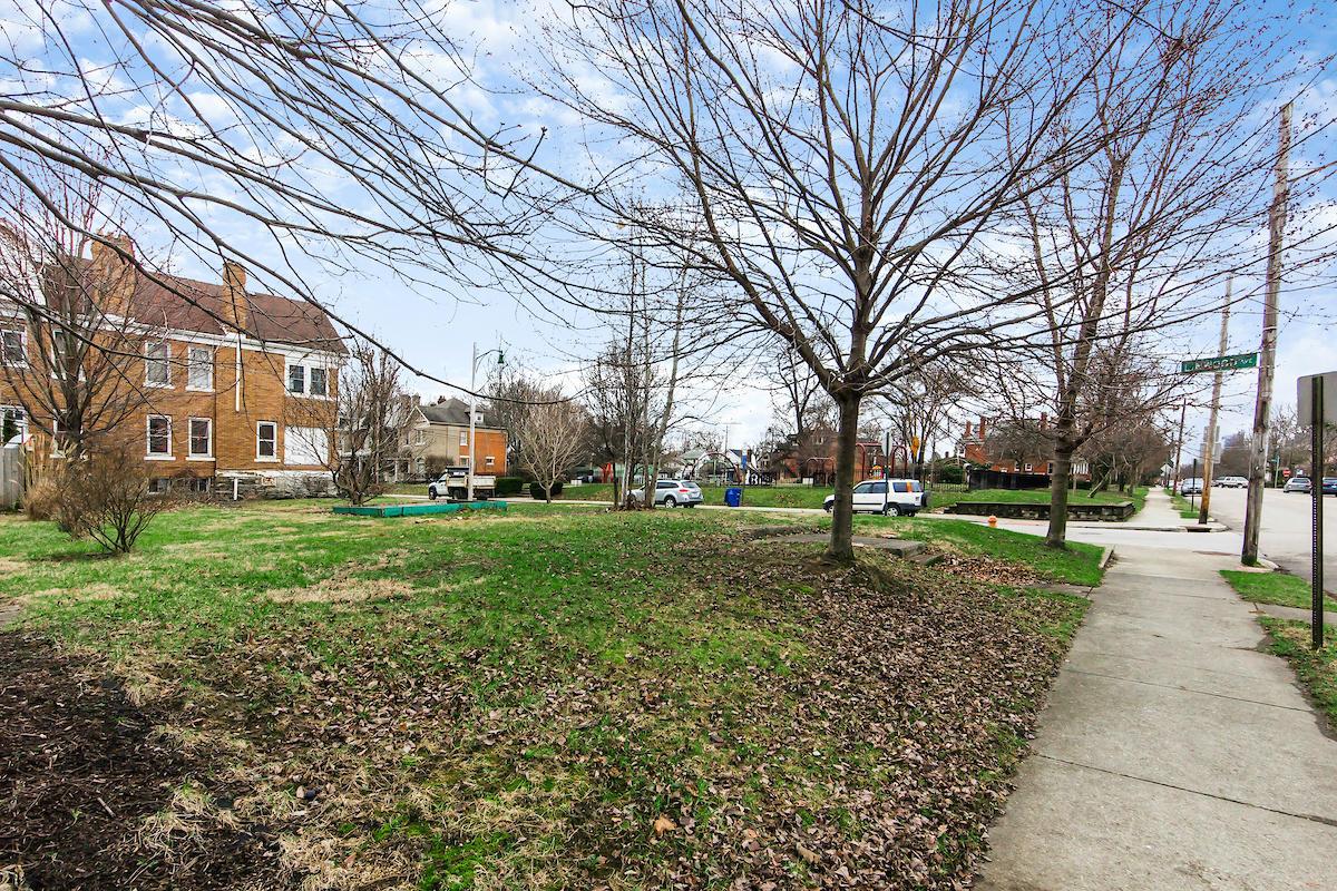 1297-99 Bryden Road Columbus, OH 43205 - Photo 4 of 16