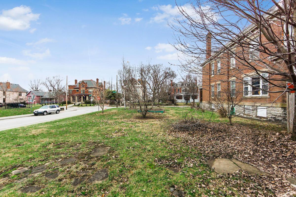 1297-99 Bryden Road Columbus, OH 43205 - Photo 8 of 16