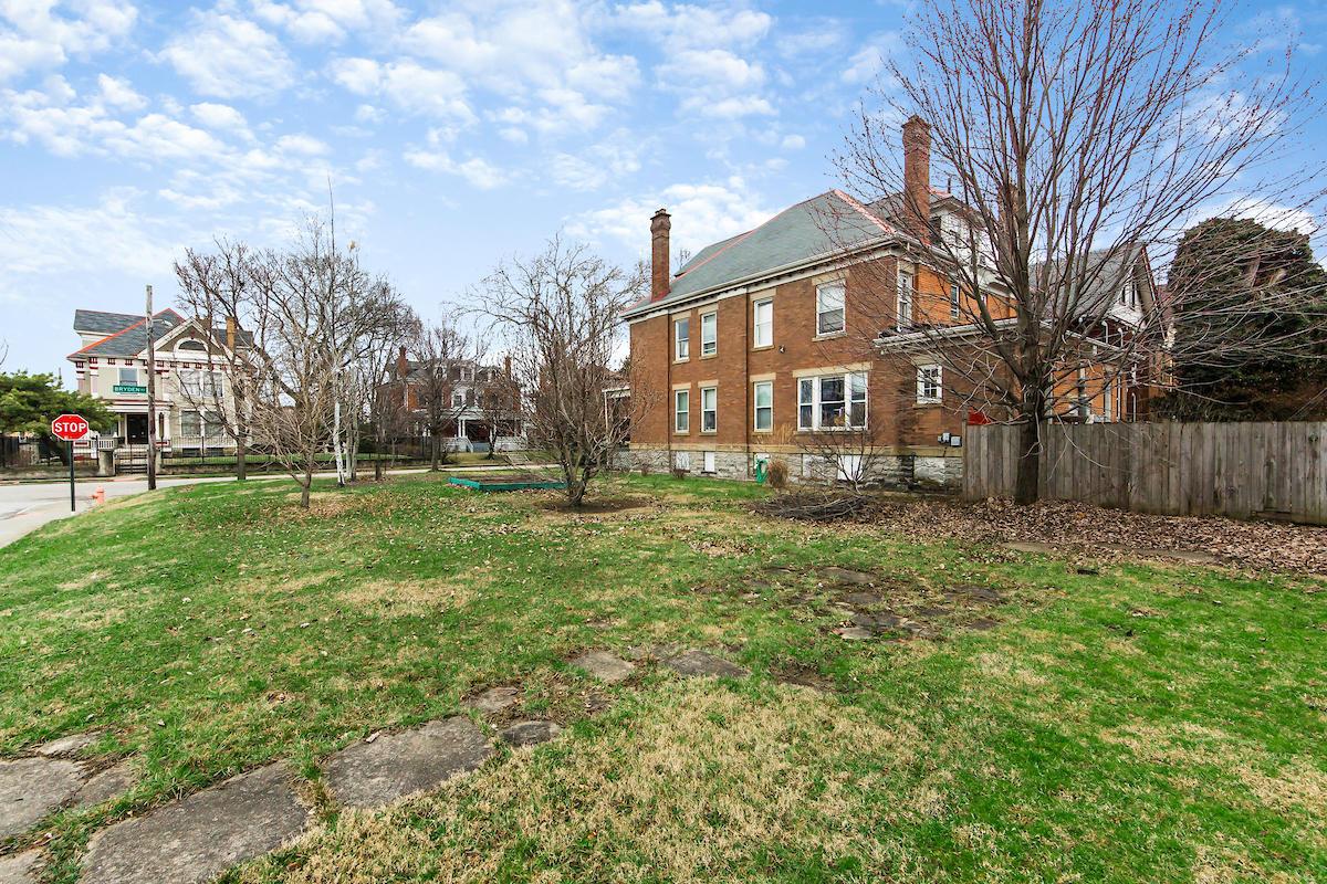 1297-99 Bryden Road Columbus, OH 43205 - Photo 9 of 16