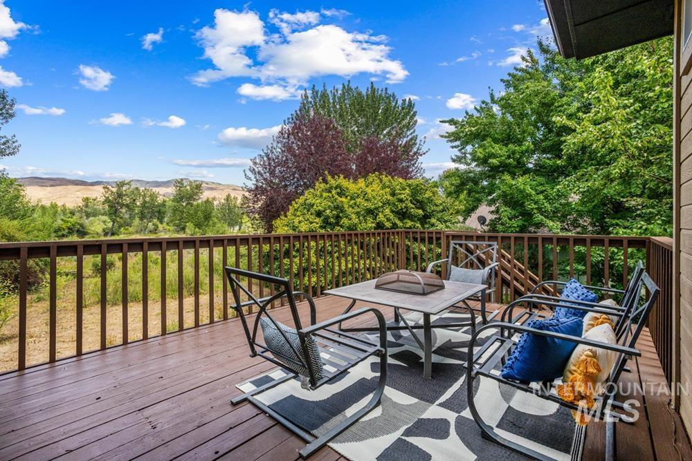 3198 East Rivernest Drive Boise, ID 83706 - Photo 14 of 27