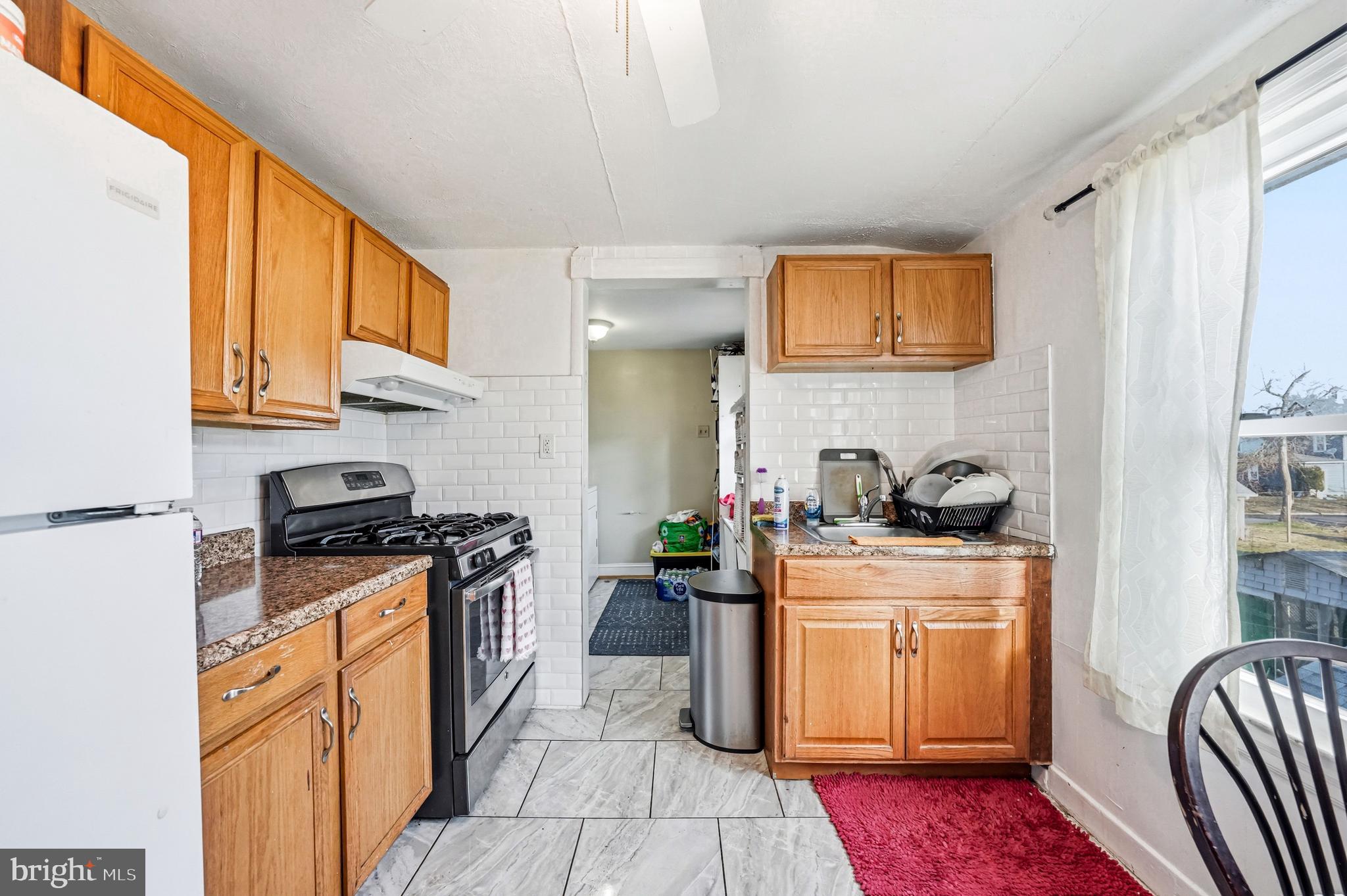 257 Progress Street Riverside, NJ 08075 - Photo 7 of 35 Apartment B Kitchen