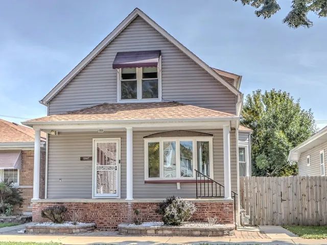 $265,000 | 13147 South Brandon Avenue, Chicago, IL 60633