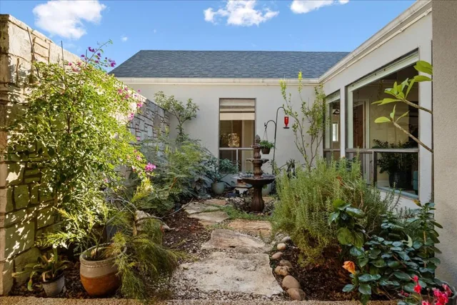 $2,800 | 737 Summerwood Drive, New Braunfels, TX 78130