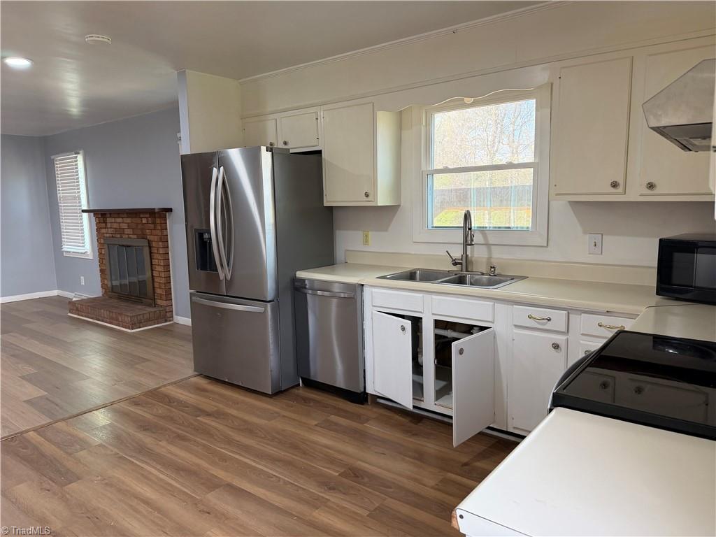 3025 Wellingford Street High Point, NC 27265 - Photo 3 of 11