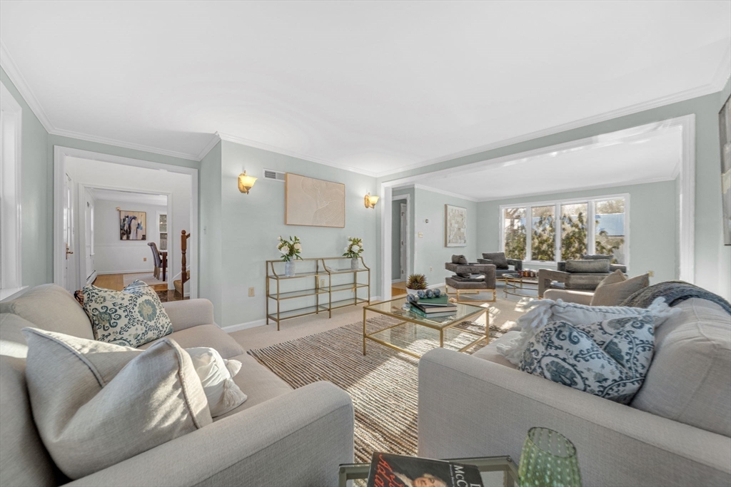 26 Varick Hill Road Newton, MA 02468 - Photo 19 of 36